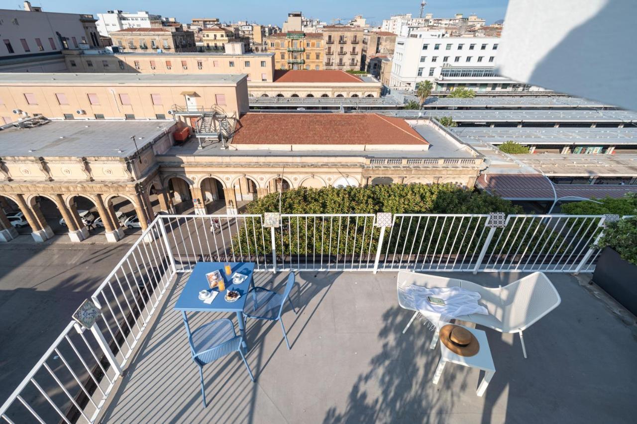 Attico 37 - Suite Con Terrazza Privata E Cucina Palermo Luaran gambar